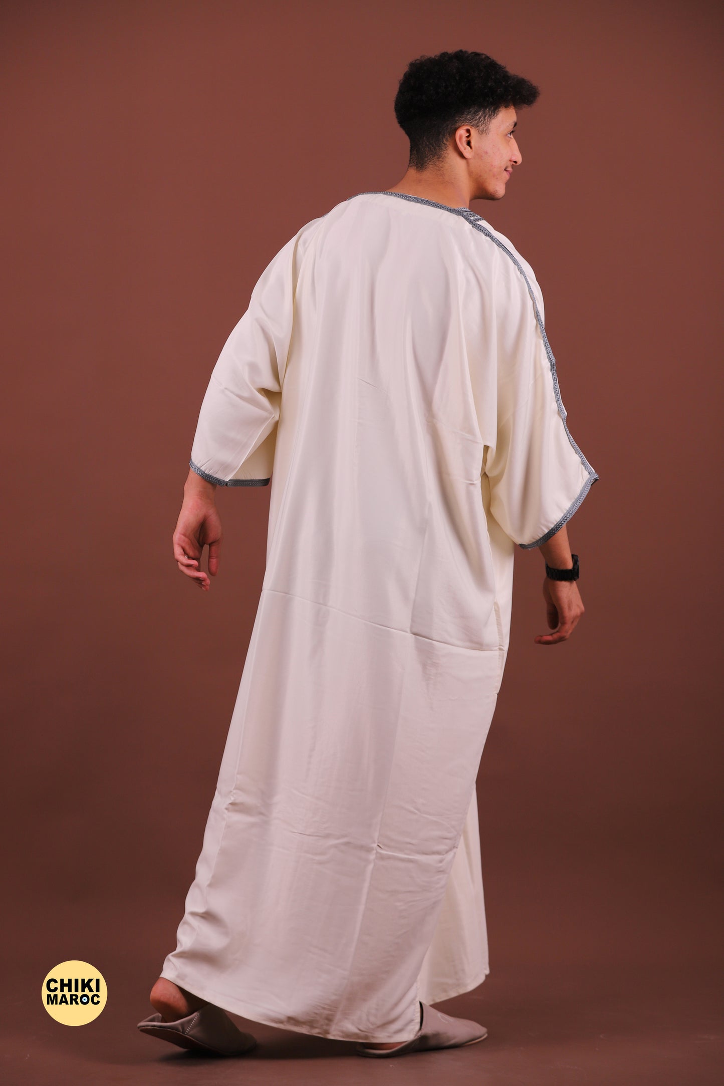 Elegant Moroccan kaftan for men with Embroidery