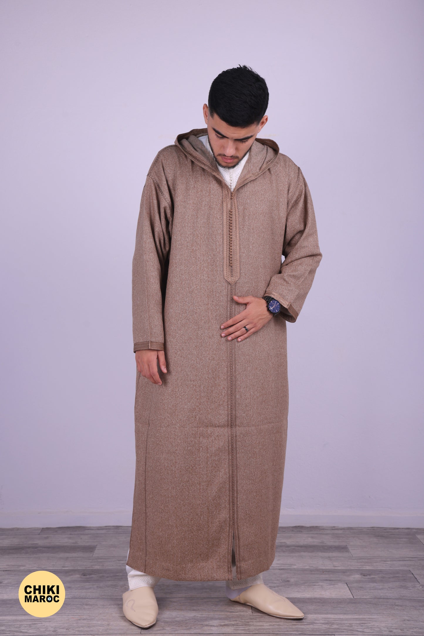 Elegant Hooded Moroccan Djellaba - Brown