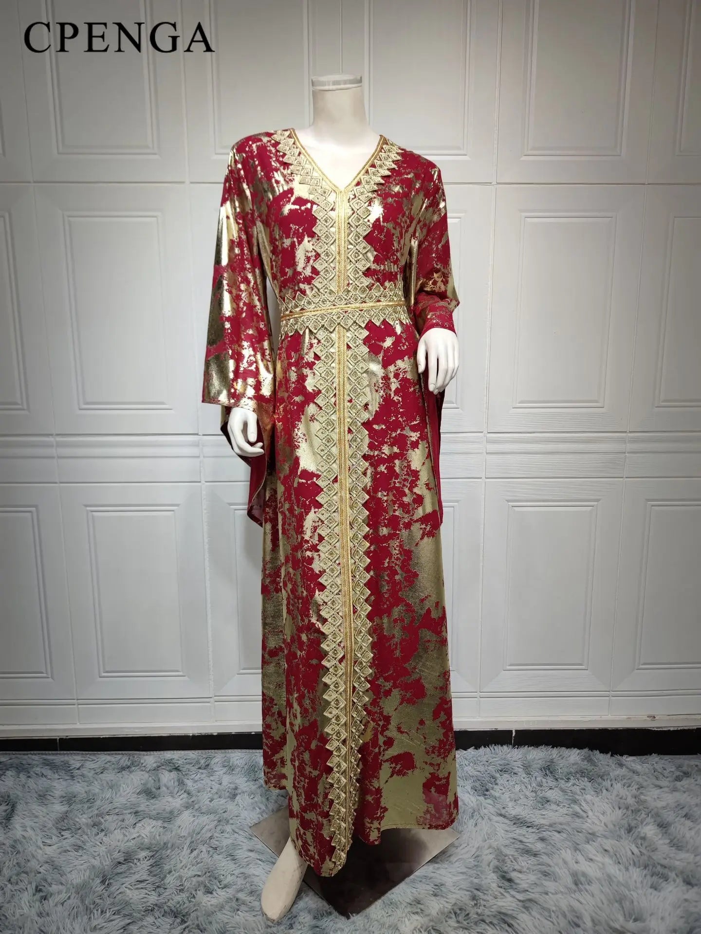 Embroidered Gown for Special Occasions, Muslim Arabic Women Wedding Dress & Takchita