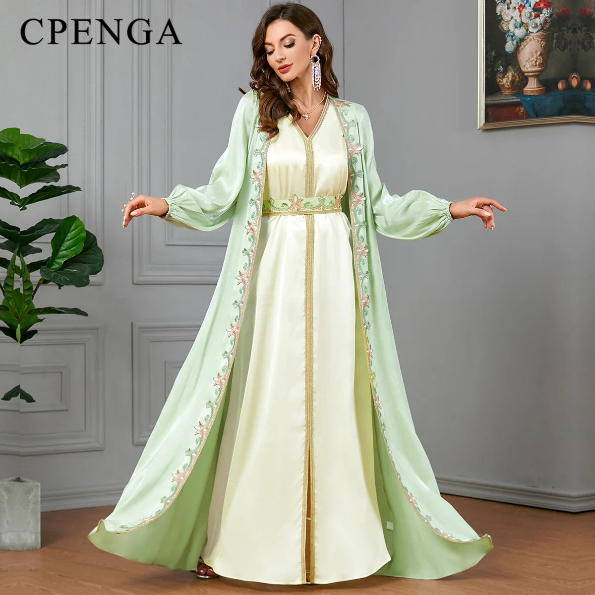 Embroidered Gown for Special Occasions, Muslim Arabic Women Wedding Dress & Takchita